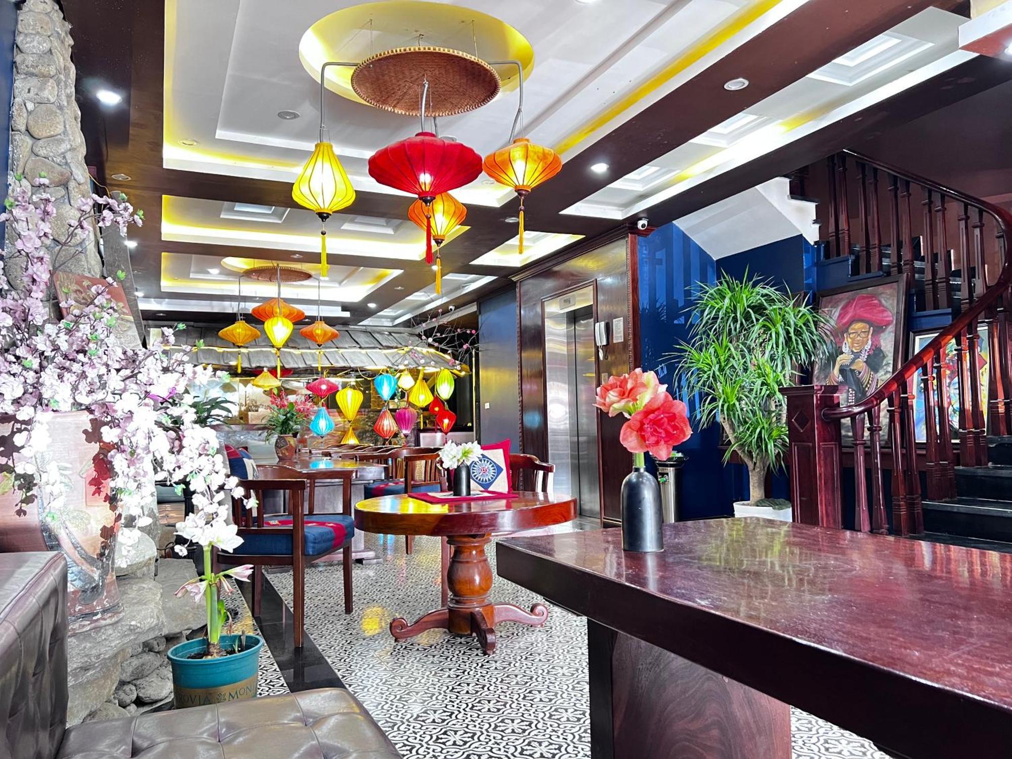 Sapa Full House Hotel Exterior photo